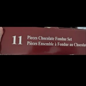 Brand new fondue set 11 pieces